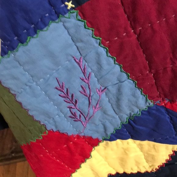 Vintage Queen Size Hand Quilted Crazy Quilt - Picture 5 of 13